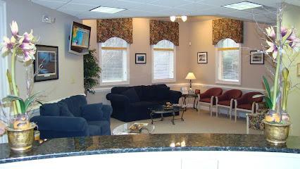 Williamsburg Smiles: Monica Contract DMD - General dentist in Williamsburg, VA