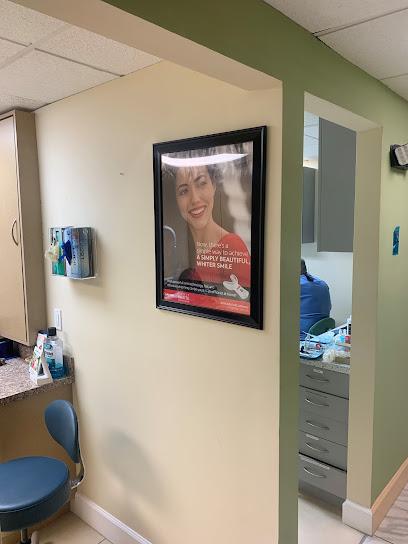 C-BAR Dentistry - General dentist in Lake Worth Beach, FL