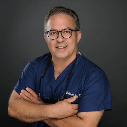 Roberto Sosa, DDS - General dentist in Miami, FL