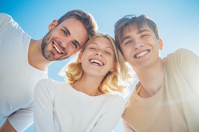 Smile Zone Dental - General dentist in Highland, IN
