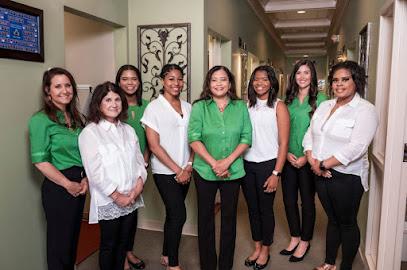 Hometown Family Dentistry - General dentist in Avon, IN