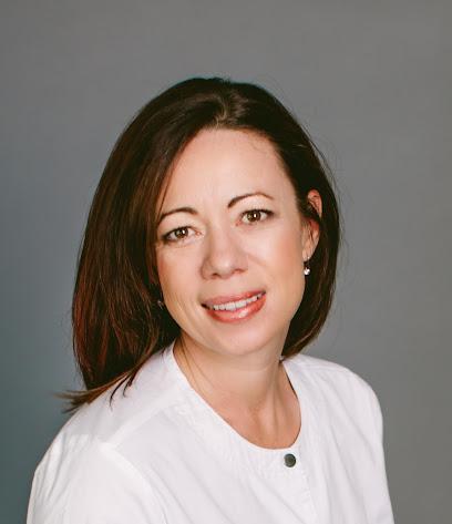 Dr. Colleen Hofer DDS - General dentist in Velva, ND