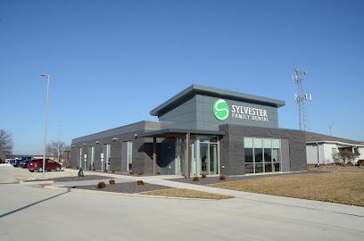 Sylvester Family Dental - General dentist in Bloomington, IL