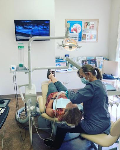 Algonquin Dental Associates - General dentist in Algonquin, IL